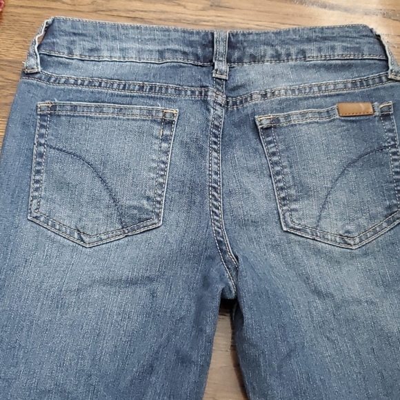 Jeans - Picture 3 of 4